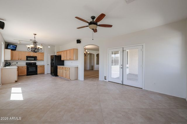 11527 N 86TH Avenue, Peoria, AZ 85345