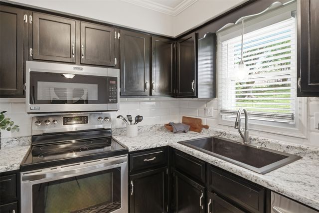 4802 Wakonda Drive, Norwalk, IA 50211