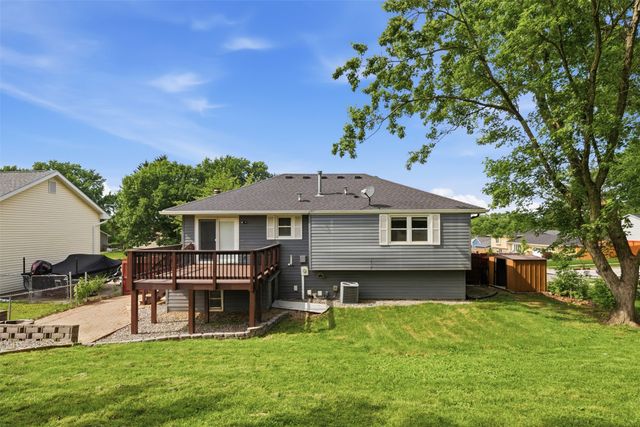 4802 Wakonda Drive, Norwalk, IA 50211