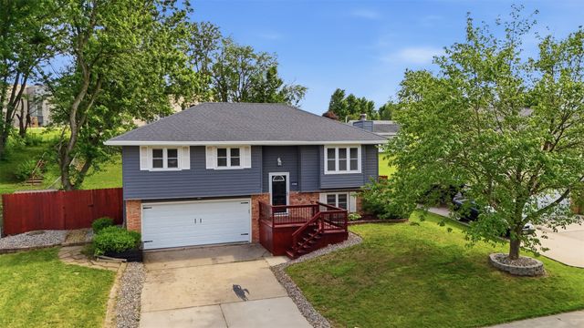 4802 Wakonda Drive, Norwalk, IA 50211