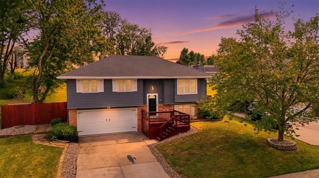 4802 Wakonda Drive, Norwalk, IA 50211