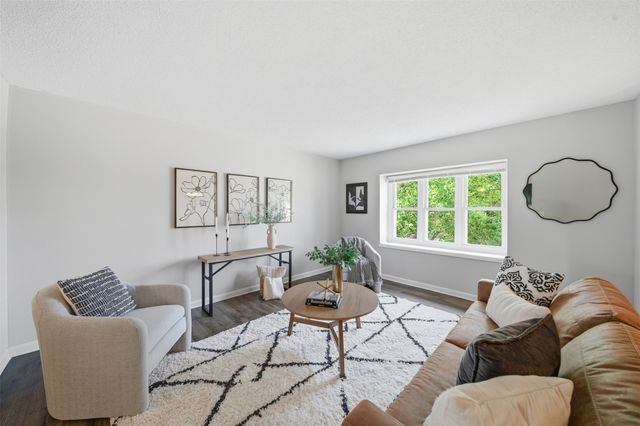 4802 Wakonda Drive, Norwalk, IA 50211