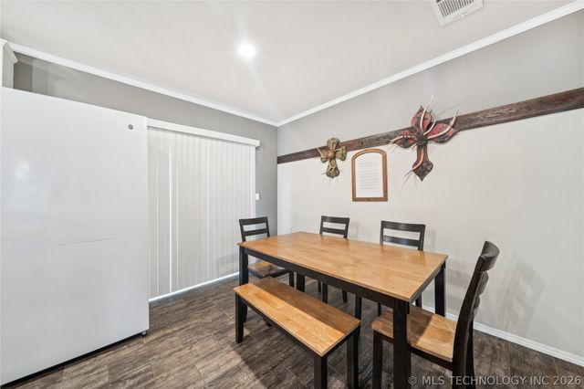 12112 W 690 Road, Hulbert, OK 74441