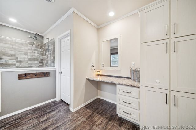 12112 W 690 Road, Hulbert, OK 74441