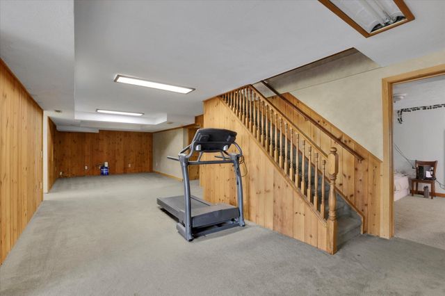 11224 N Honeymoon Bay Rd, Newman Lake, WA 99025