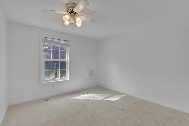 11224 N Honeymoon Bay Rd, Newman Lake, WA 99025
