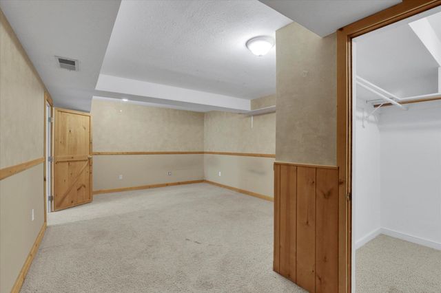 11224 N Honeymoon Bay Rd, Newman Lake, WA 99025