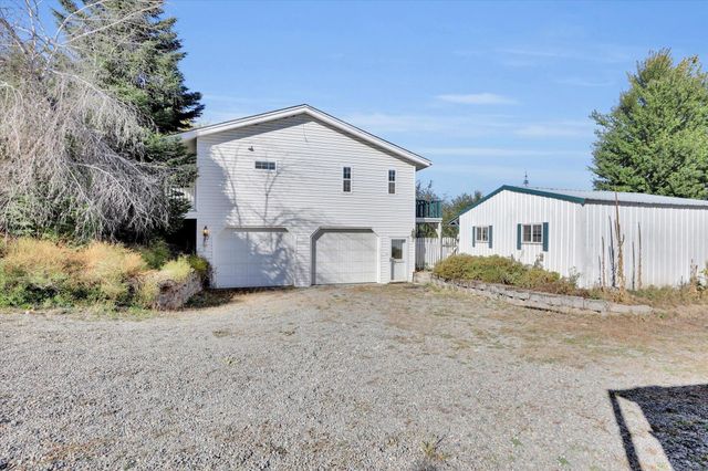 11224 N Honeymoon Bay Rd, Newman Lake, WA 99025