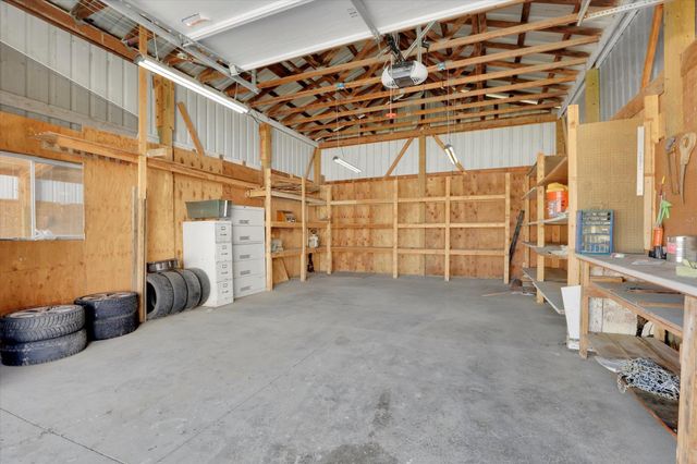 11224 N Honeymoon Bay Rd, Newman Lake, WA 99025