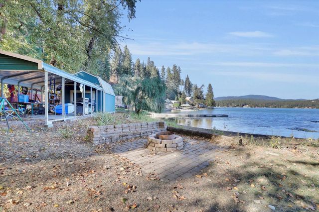 11224 N Honeymoon Bay Rd, Newman Lake, WA 99025