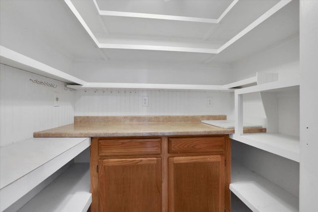 11224 N Honeymoon Bay Rd, Newman Lake, WA 99025