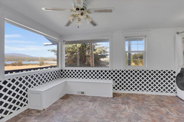 11224 N Honeymoon Bay Rd, Newman Lake, WA 99025