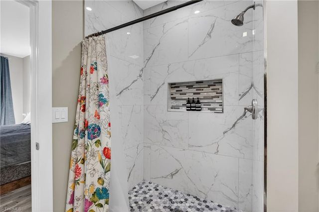 2113 Lancey Drive, Thomasville, NC 27360