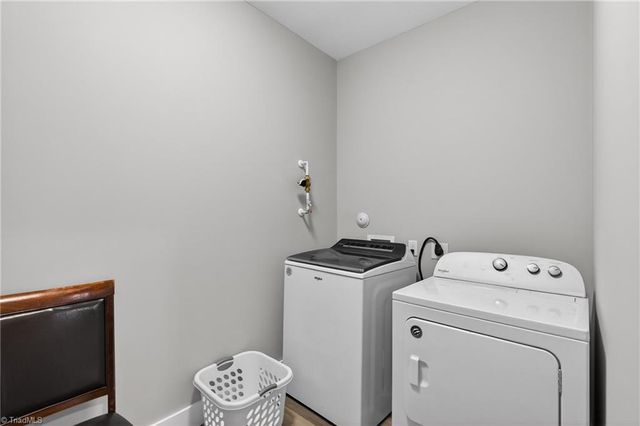 2113 Lancey Drive, Thomasville, NC 27360