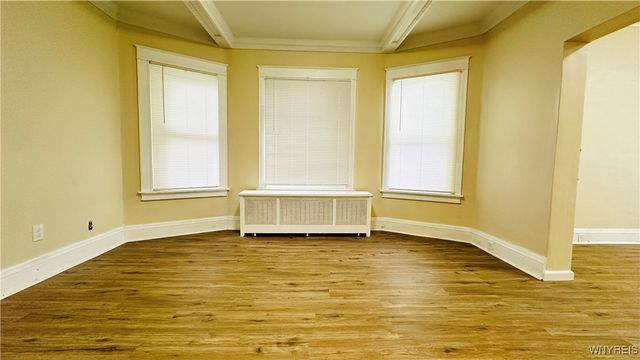 701 Cedar Avenue, Niagara Falls, NY 14301