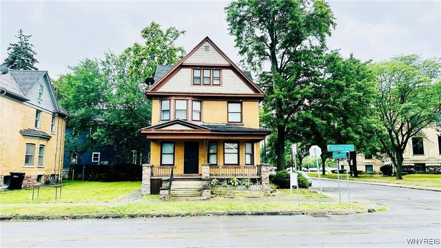 701 Cedar Avenue, Niagara Falls, NY 14301