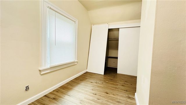 701 Cedar Avenue, Niagara Falls, NY 14301