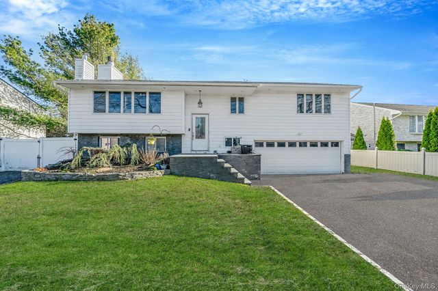 104 Colonial Street, East Northport, NY 11731