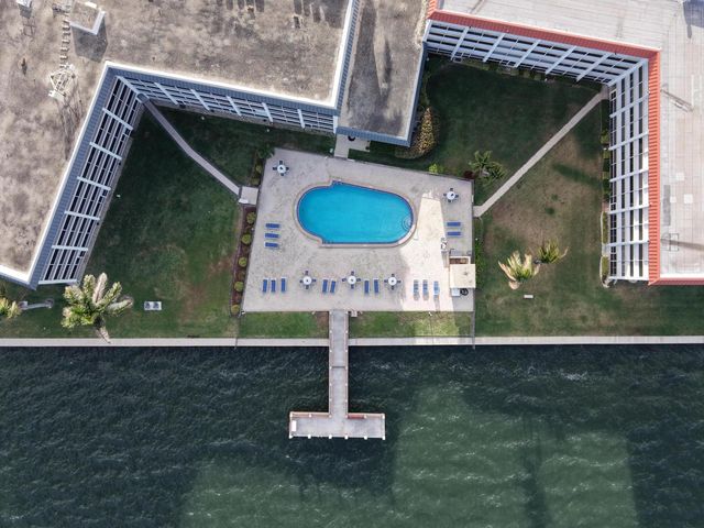 100 Paradise Harbour Boulevard 304, North Palm Beach, FL 33408