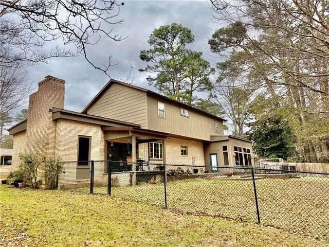 417 HIAWATHA Trail, Pineville, LA 71360