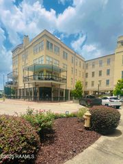201 Settlers Trace Boulevard 3401, Lafayette, LA 70508