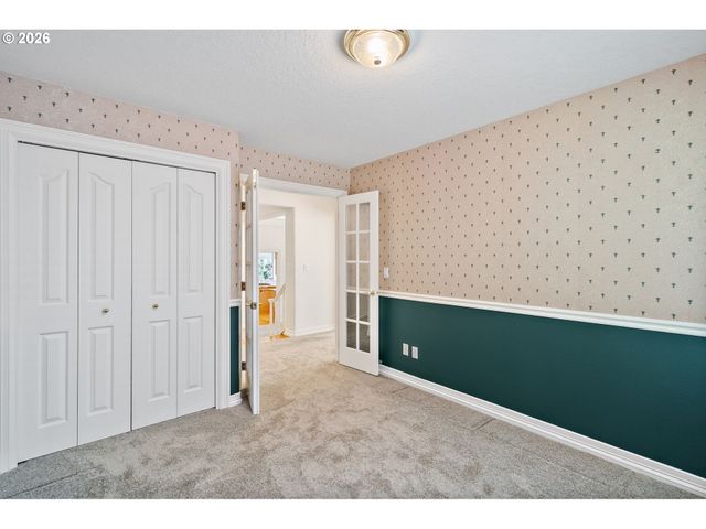 15331 Sw PEACHTREE Dr, Portland, OR 97224