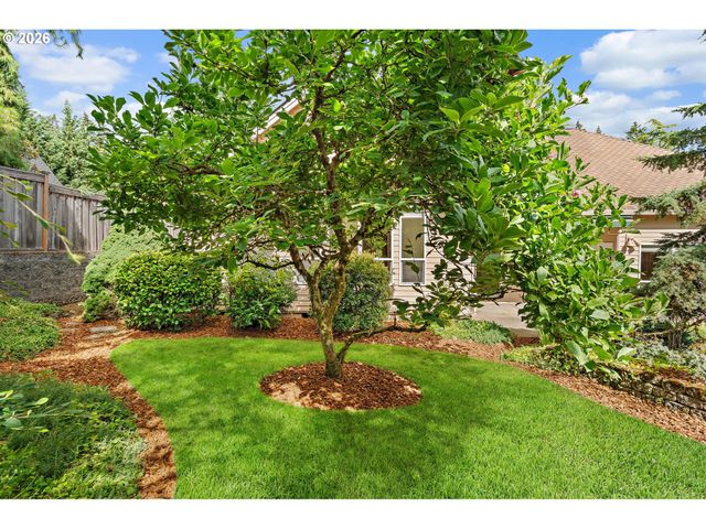 15331 Sw PEACHTREE Dr, Portland, OR 97224