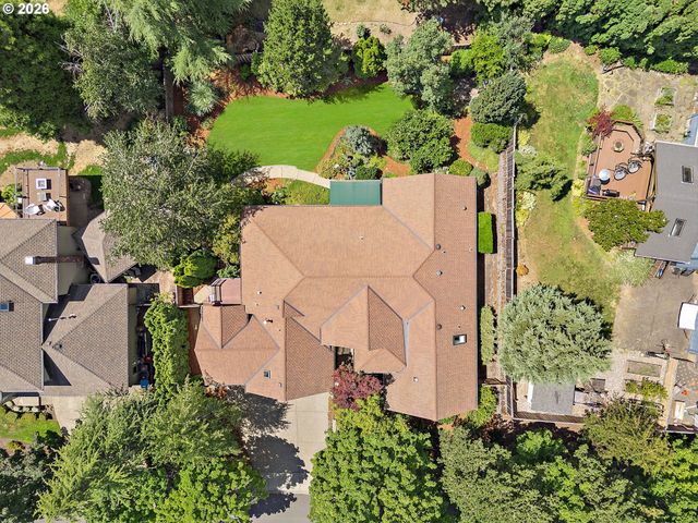 15331 Sw PEACHTREE Dr, Portland, OR 97224
