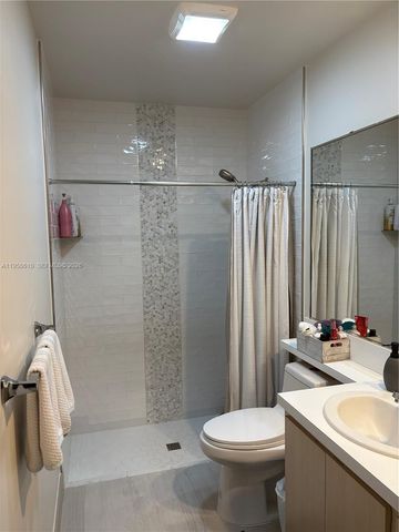 803 Silverleaf Oak Ct, Palm Beach Gardens, FL 33410