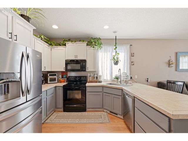 706 Nw 20TH Ave, Battle Ground, WA 98604