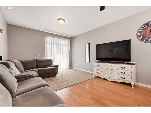 706 Nw 20TH Ave, Battle Ground, WA 98604