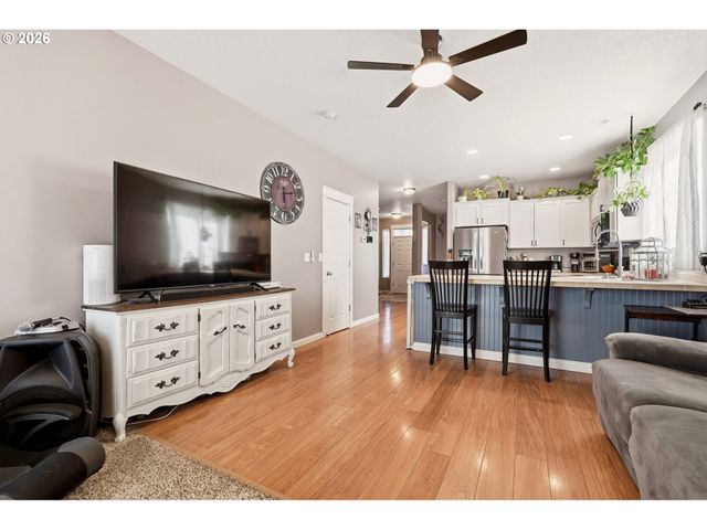 706 Nw 20TH Ave, Battle Ground, WA 98604