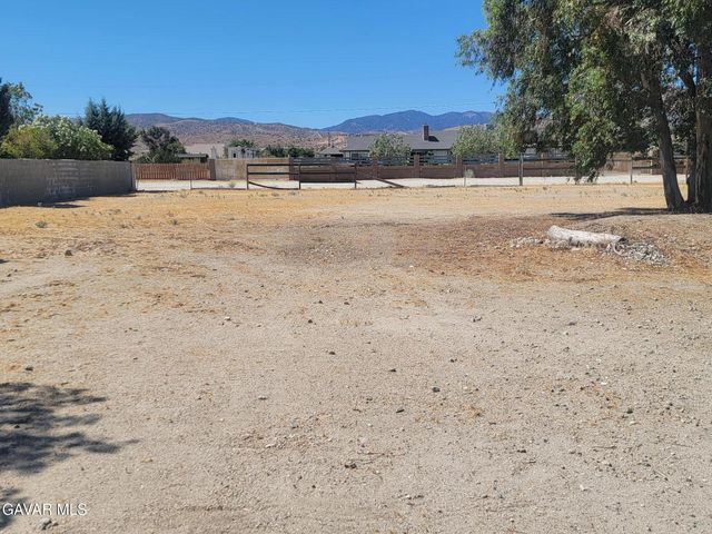 36320 E 60th Street, Palmdale, CA 93552