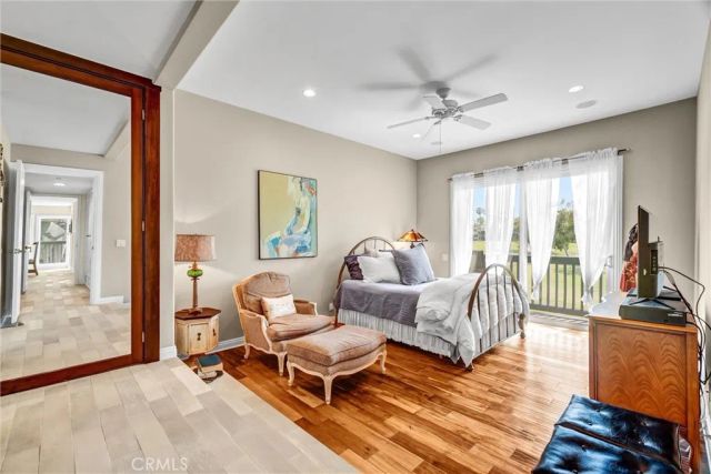 11 Las Brisas 6, Irvine, CA 92612