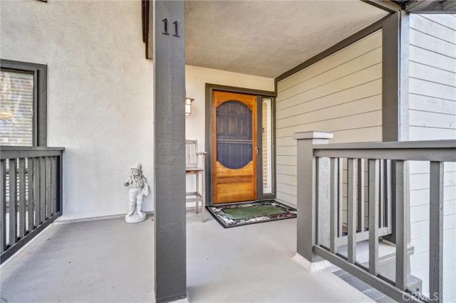 11 Las Brisas 6, Irvine, CA 92612
