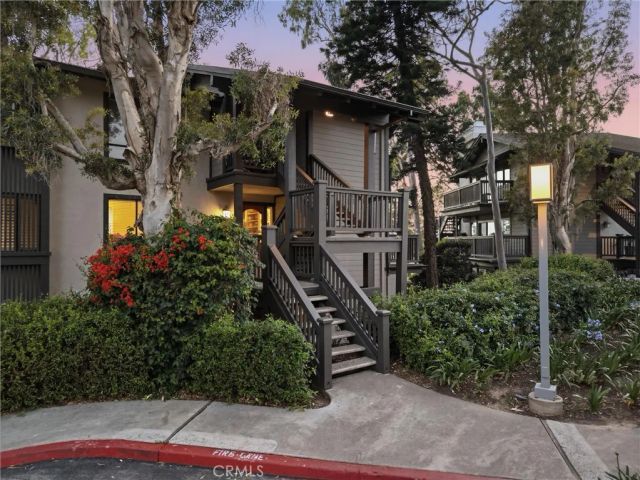 11 Las Brisas 6, Irvine, CA 92612