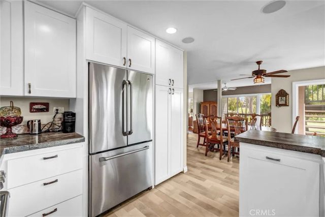 11 Las Brisas 6, Irvine, CA 92612