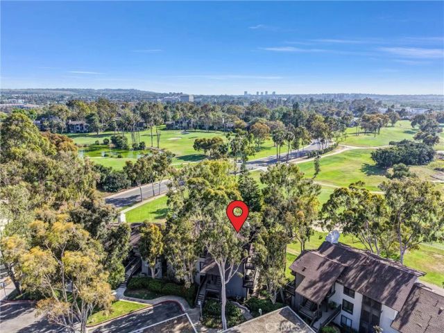 11 Las Brisas 6, Irvine, CA 92612