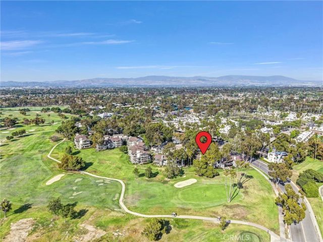 11 Las Brisas 6, Irvine, CA 92612