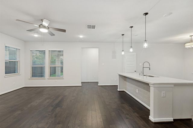 385 Weimer Lagoon Road, La Porte, TX 77571