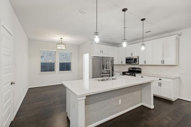 385 Weimer Lagoon Road, La Porte, TX 77571