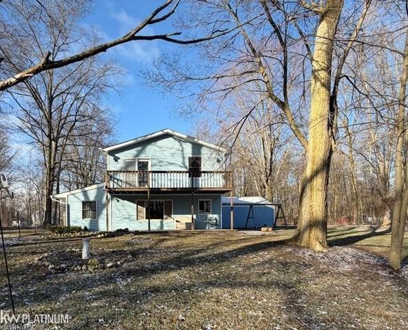 5250 Woodland Lane, East China Twp, MI 48054