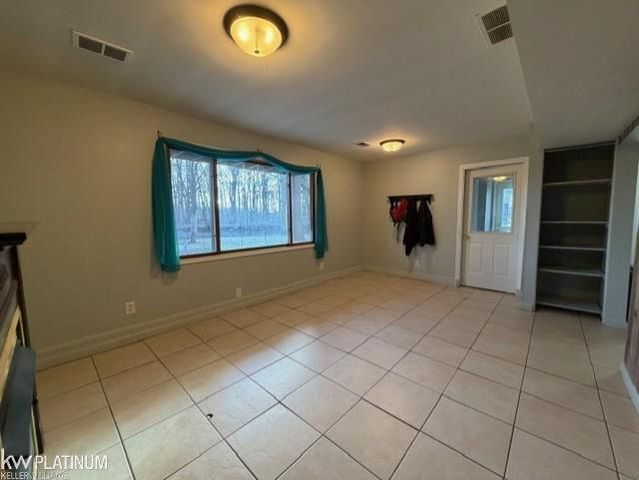 5250 Woodland Lane, East China Twp, MI 48054