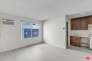 1811 Parnell Avenue 10, Los Angeles, CA 90025