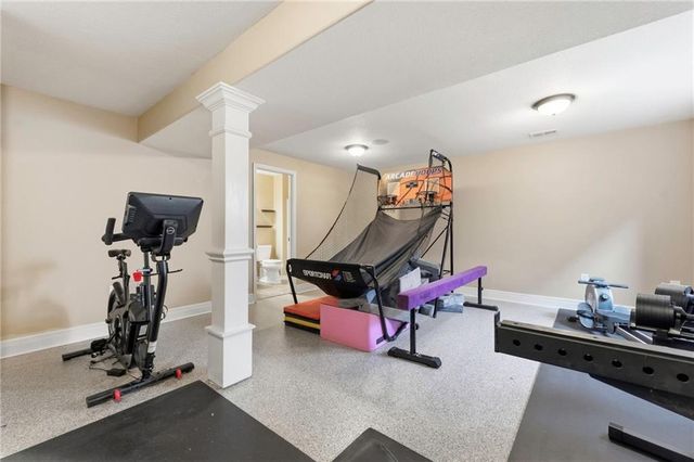 13317 Davis Avenue, Bonner Springs, KS 66012