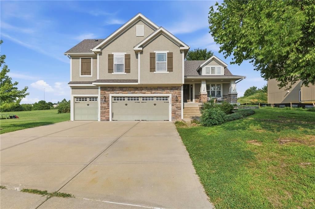 13317 Davis Avenue, Bonner Springs, KS 66012