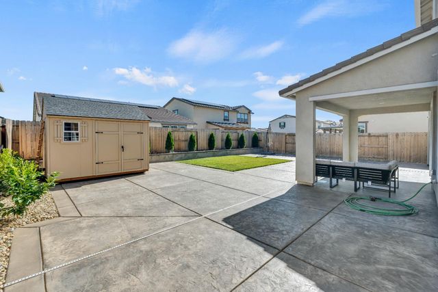 10213 Spades Ct, Elk Grove, CA 95757