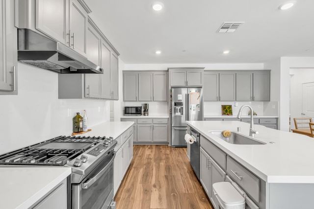 10213 Spades Ct, Elk Grove, CA 95757