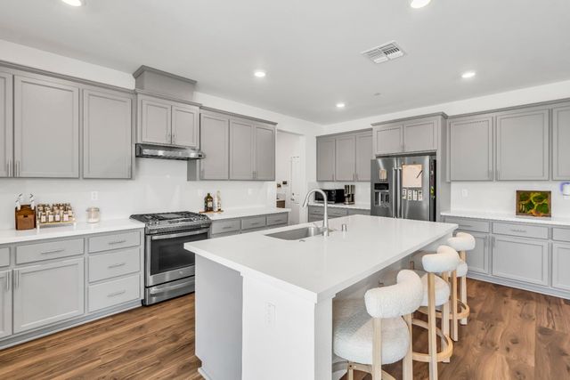 10213 Spades Ct, Elk Grove, CA 95757