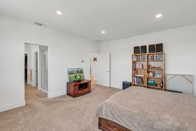 10213 Spades Ct, Elk Grove, CA 95757